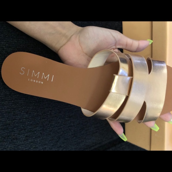 ROSE GOLD CUTOUT SLIDERS Size US 8/UK 6 - Picture 2 of 3